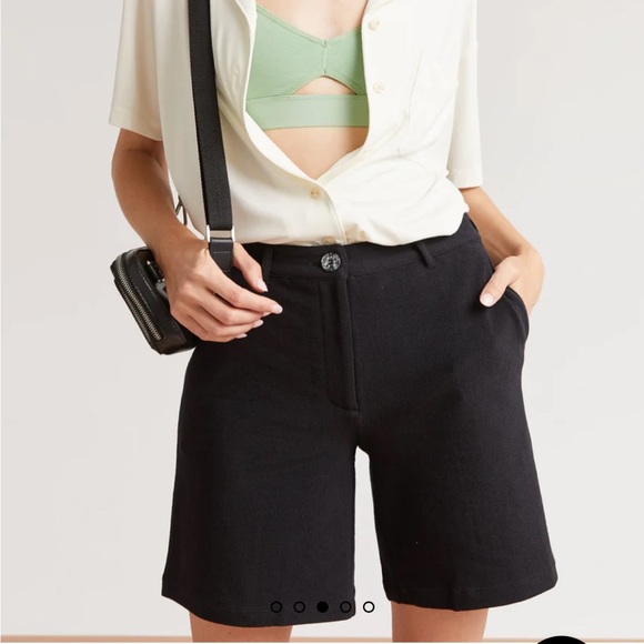 Richer Poorer Shorts - Picture 2 of 9